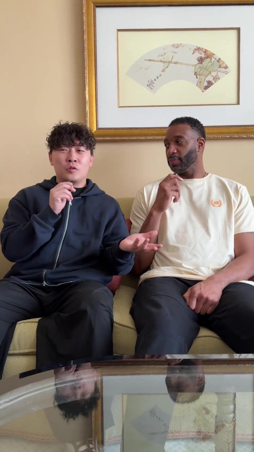 小伙子你真勇啊，在麥迪面前“那個(gè)，那個(gè)”的