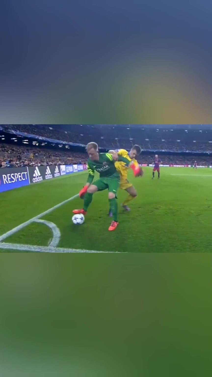 特爾施特根：老子的護(hù)球像亨利！誰來了也不好使！